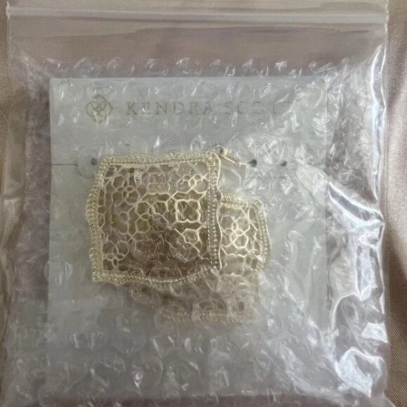 Kendra Scott Stud Earrings - Picture 5 of 6